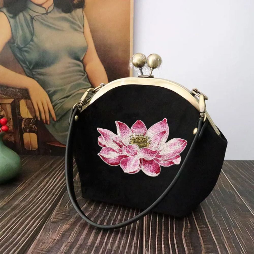 Soft Lotus Flower Patch Embroi - огляд і ціна Applique Patch Flower